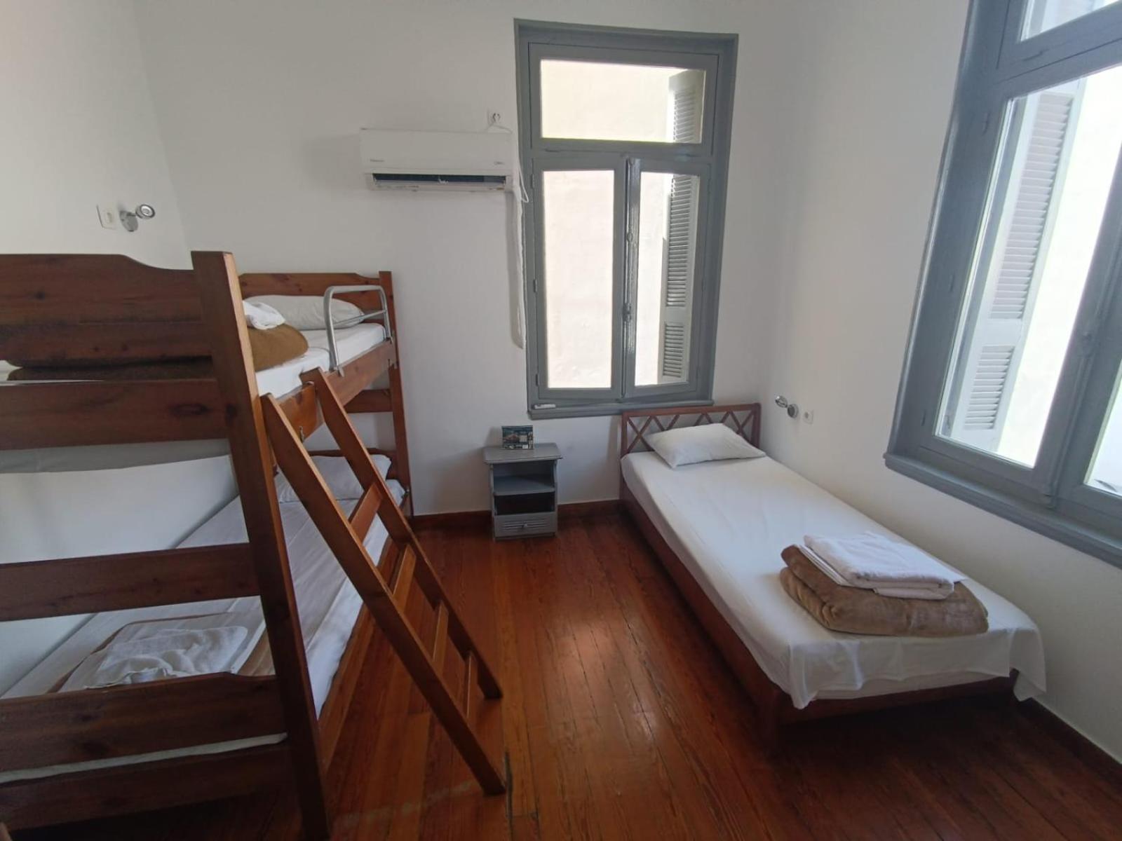 Dioskouros Hostel Athen Exterior foto
